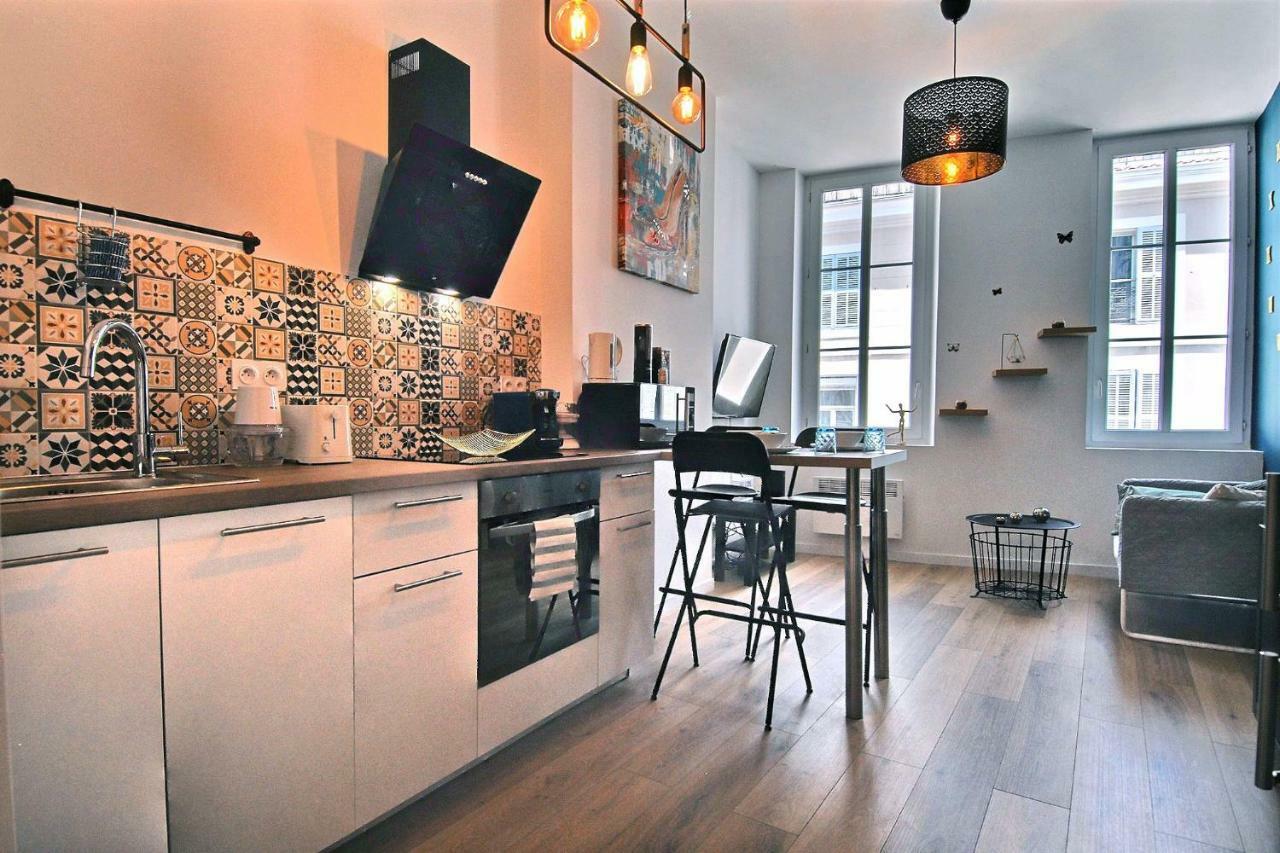 Apartment Neuf Hyper Centre _ Saint Ferreol Marseilles